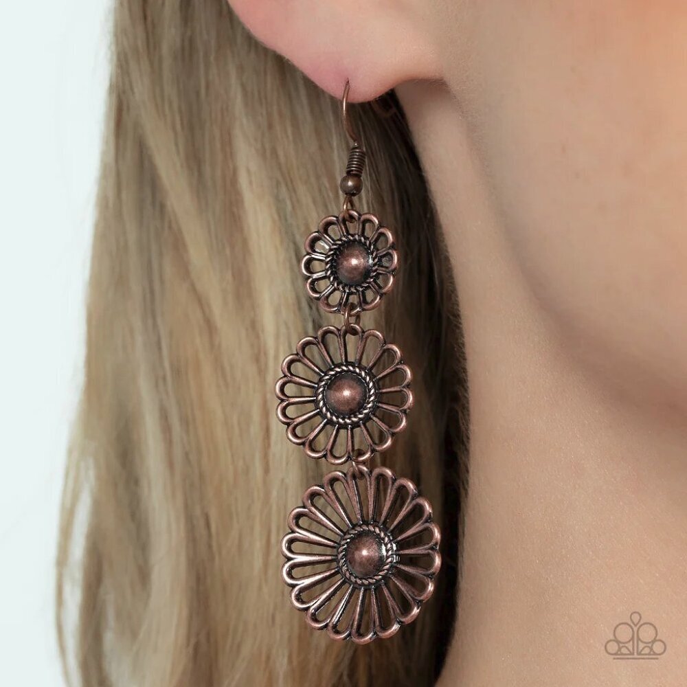 Paparazzi Jewelry Accessories - Gazebo Garden - Copper Earrings - Vintage